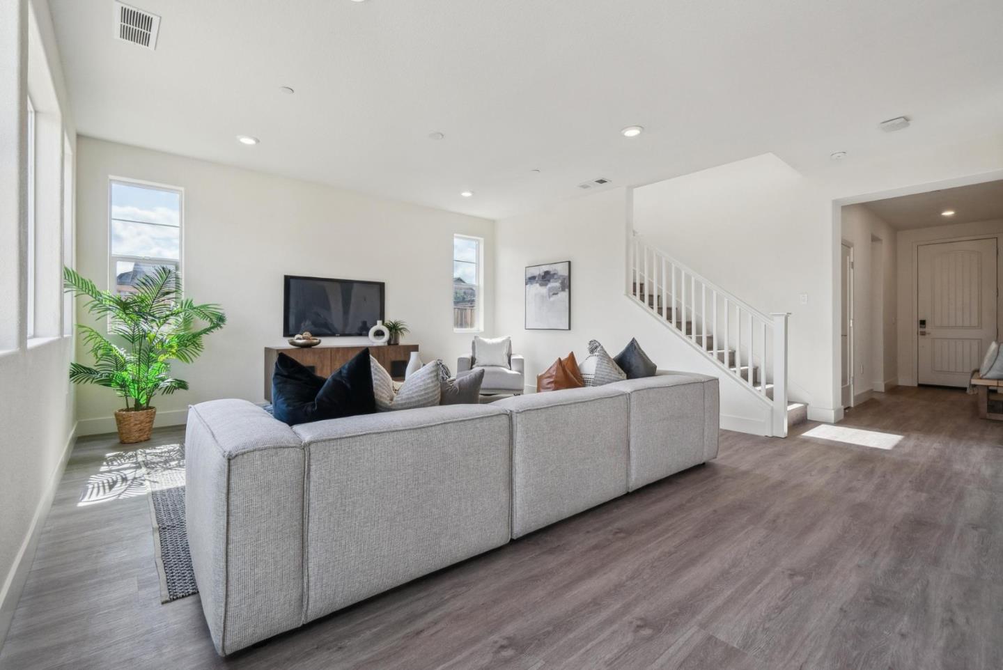 Detail Gallery Image 20 of 75 For 2574 Luna Ave, Tracy,  CA 95377 - 4 Beds | 3 Baths