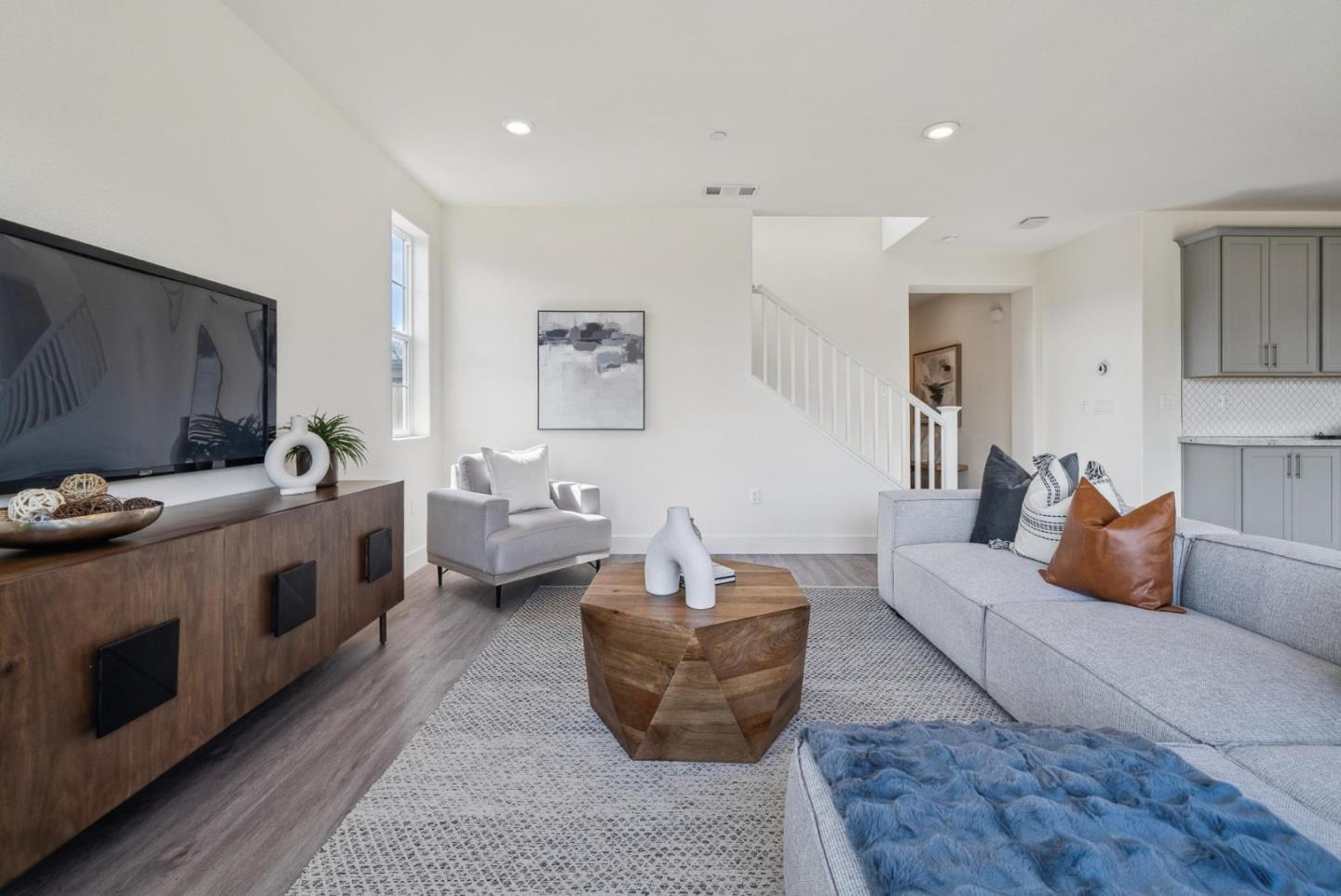 Detail Gallery Image 22 of 75 For 2574 Luna Ave, Tracy,  CA 95377 - 4 Beds | 3 Baths