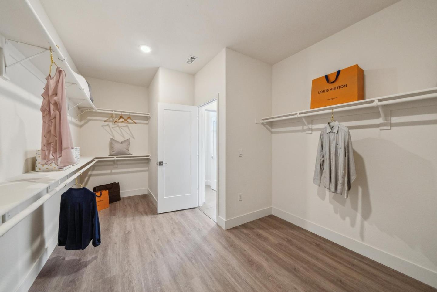 Detail Gallery Image 56 of 75 For 2574 Luna Ave, Tracy,  CA 95377 - 4 Beds | 3 Baths