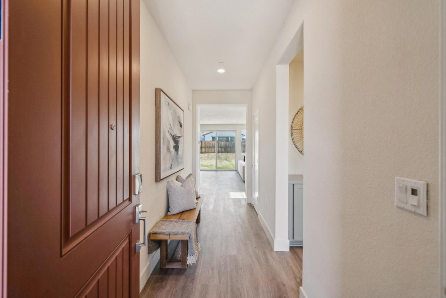 Detail Gallery Image 9 of 75 For 2574 Luna Ave, Tracy,  CA 95377 - 4 Beds | 3 Baths