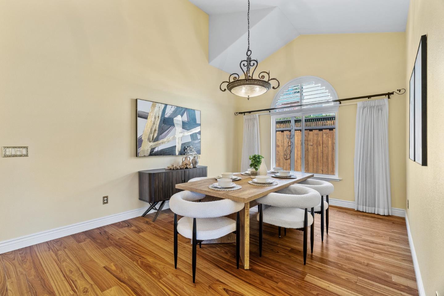 Detail Gallery Image 10 of 51 For 3067 Terrace Dr, Aptos,  CA 95003 - 4 Beds | 2/1 Baths