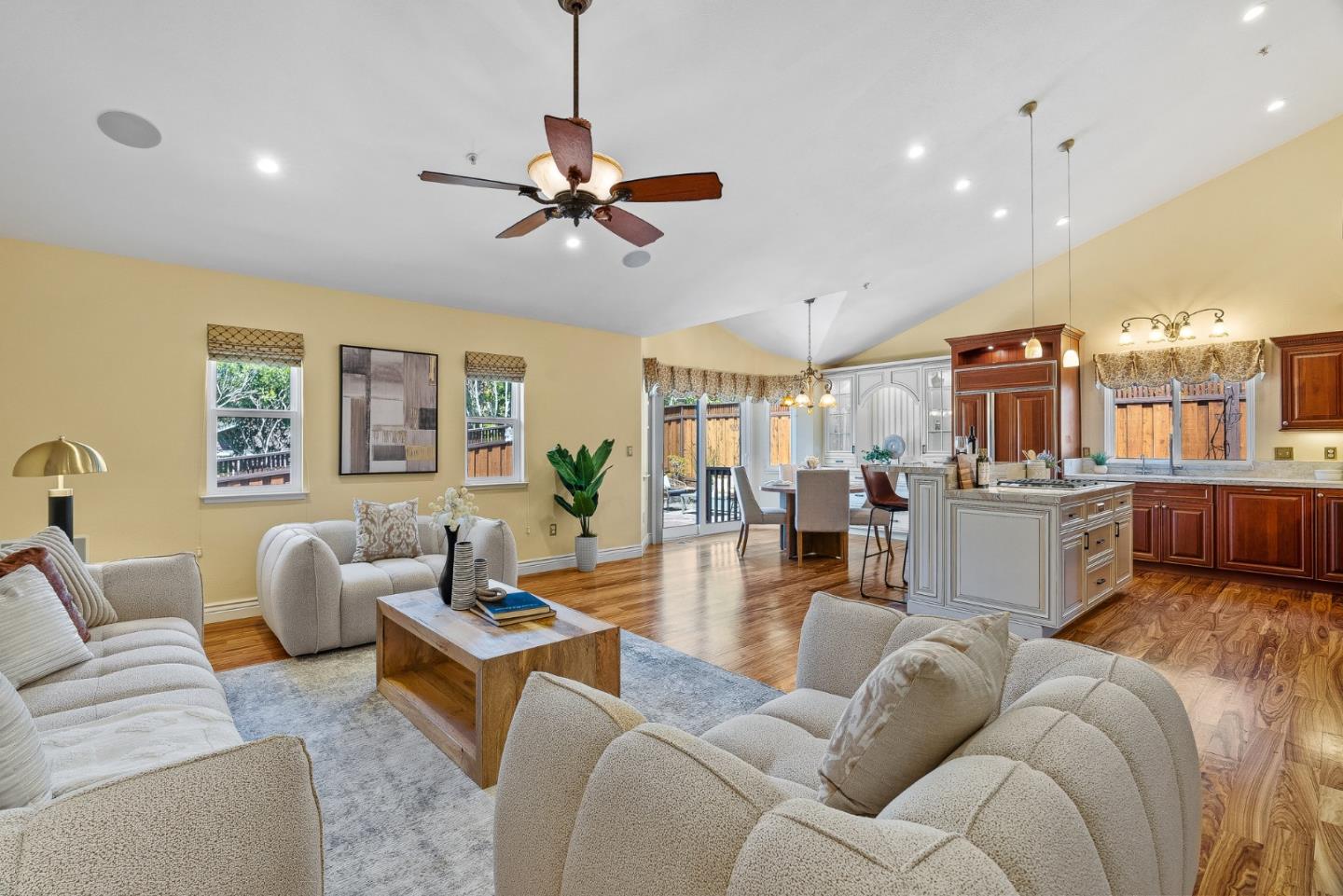 Detail Gallery Image 13 of 51 For 3067 Terrace Dr, Aptos,  CA 95003 - 4 Beds | 2/1 Baths