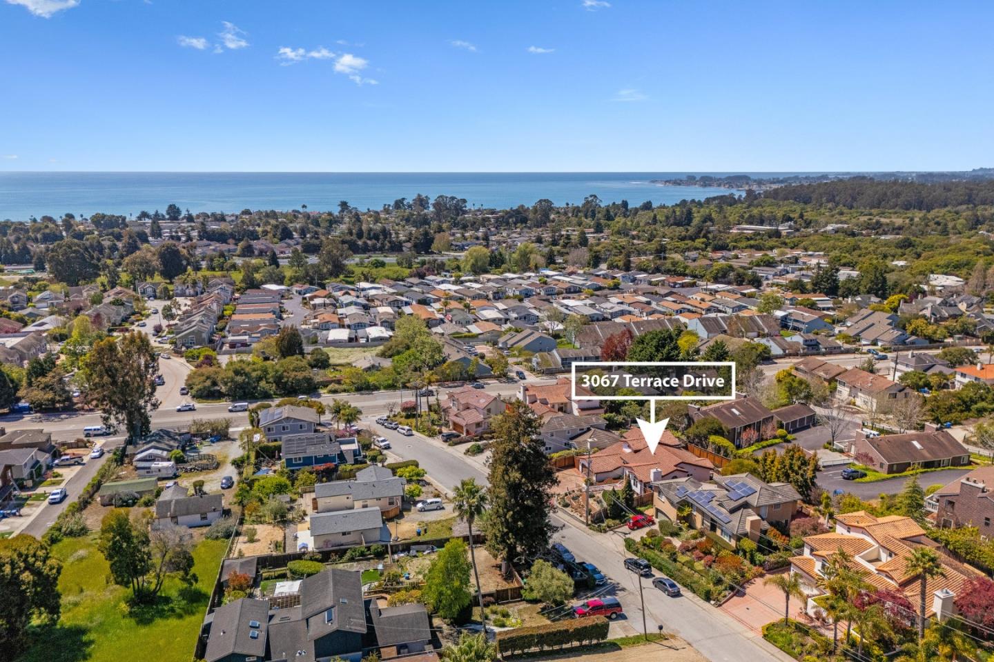 Detail Gallery Image 2 of 51 For 3067 Terrace Dr, Aptos,  CA 95003 - 4 Beds | 2/1 Baths