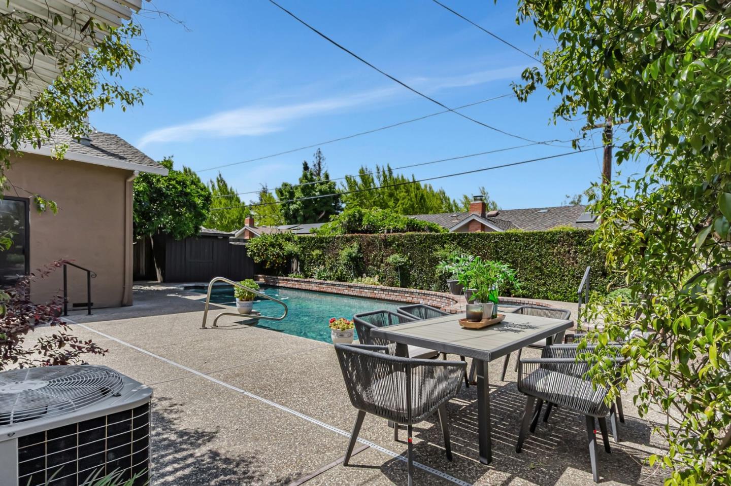 Detail Gallery Image 34 of 38 For 1271 Avis Dr, San Jose,  CA 95126 - 4 Beds | 2 Baths