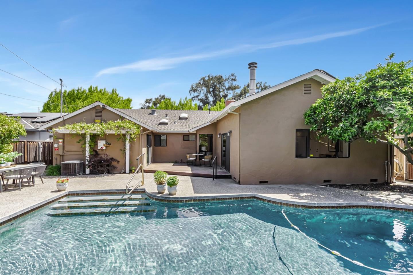 Detail Gallery Image 37 of 38 For 1271 Avis Dr, San Jose,  CA 95126 - 4 Beds | 2 Baths