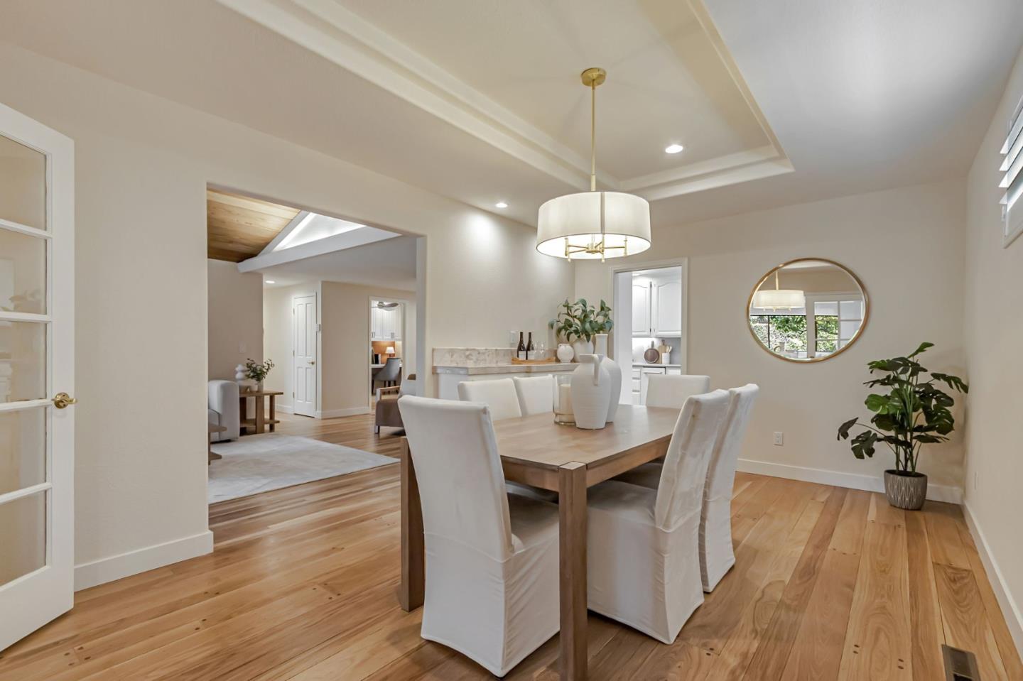 Detail Gallery Image 8 of 38 For 1271 Avis Dr, San Jose,  CA 95126 - 4 Beds | 2 Baths