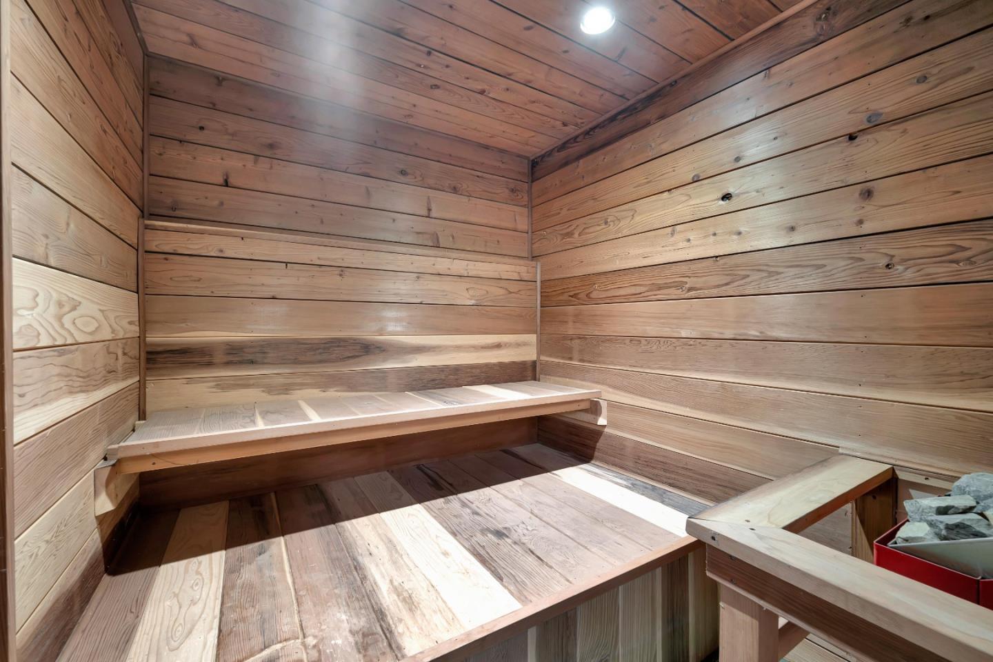 Detail Gallery Image 27 of 49 For 17255 Holiday Dr, Morgan Hill,  CA 95037 - 4 Beds | 3/1 Baths