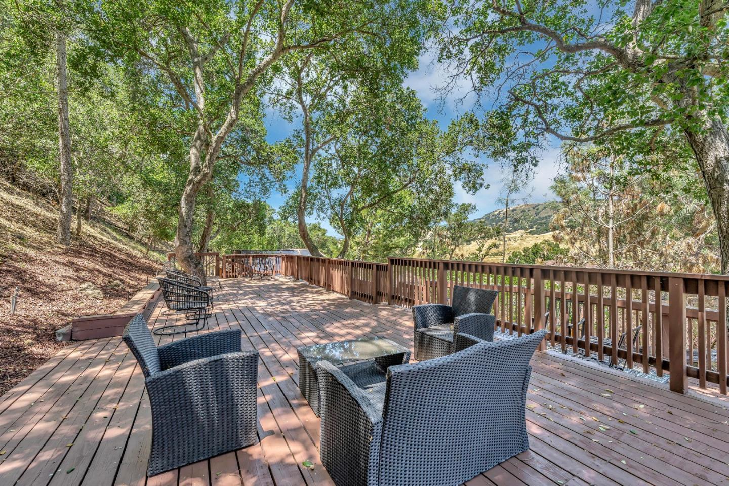 Detail Gallery Image 29 of 49 For 17255 Holiday Dr, Morgan Hill,  CA 95037 - 4 Beds | 3/1 Baths