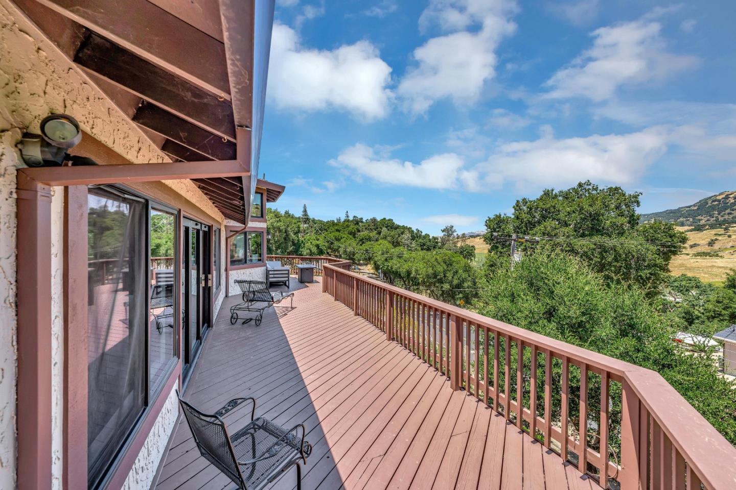 Detail Gallery Image 32 of 49 For 17255 Holiday Dr, Morgan Hill,  CA 95037 - 4 Beds | 3/1 Baths