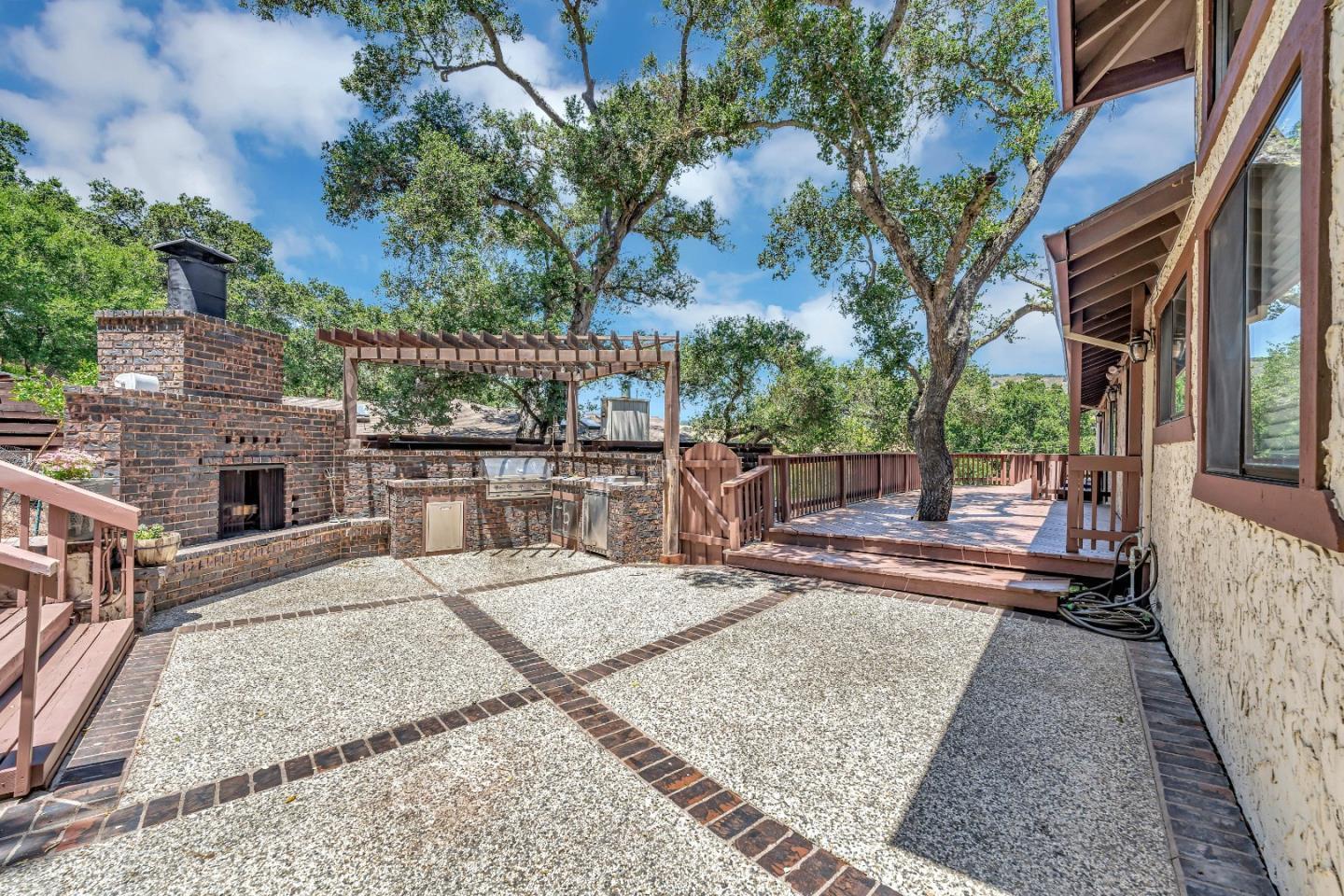 Detail Gallery Image 37 of 49 For 17255 Holiday Dr, Morgan Hill,  CA 95037 - 4 Beds | 3/1 Baths
