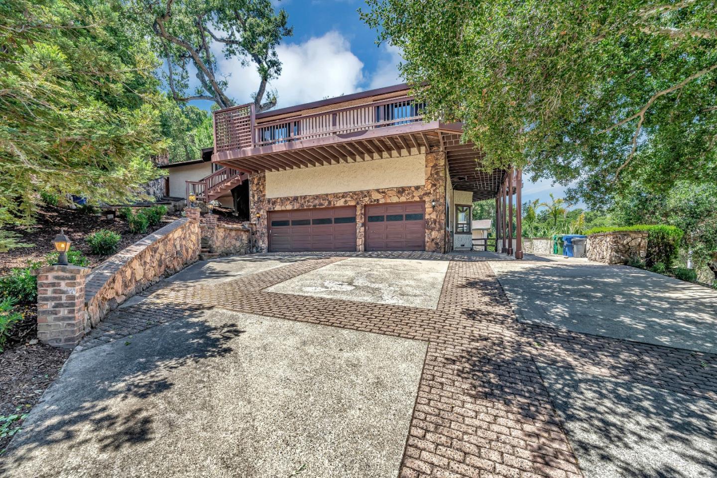 Detail Gallery Image 5 of 49 For 17255 Holiday Dr, Morgan Hill,  CA 95037 - 4 Beds | 3/1 Baths