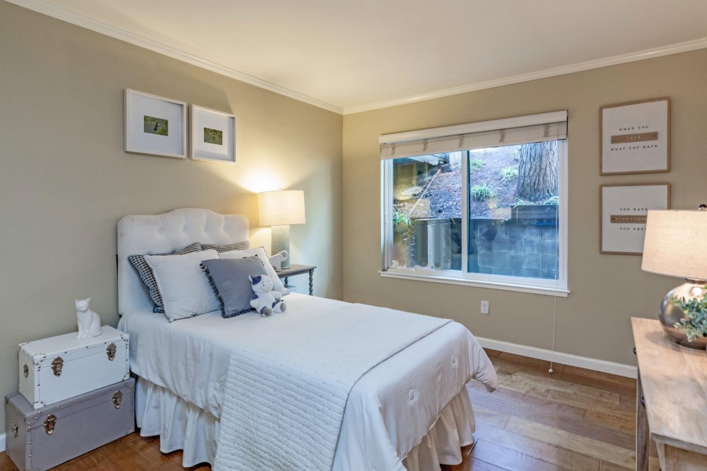 Detail Gallery Image 14 of 29 For 3382 Brittan Ave #6,  San Carlos,  CA 94070 - 3 Beds | 2 Baths