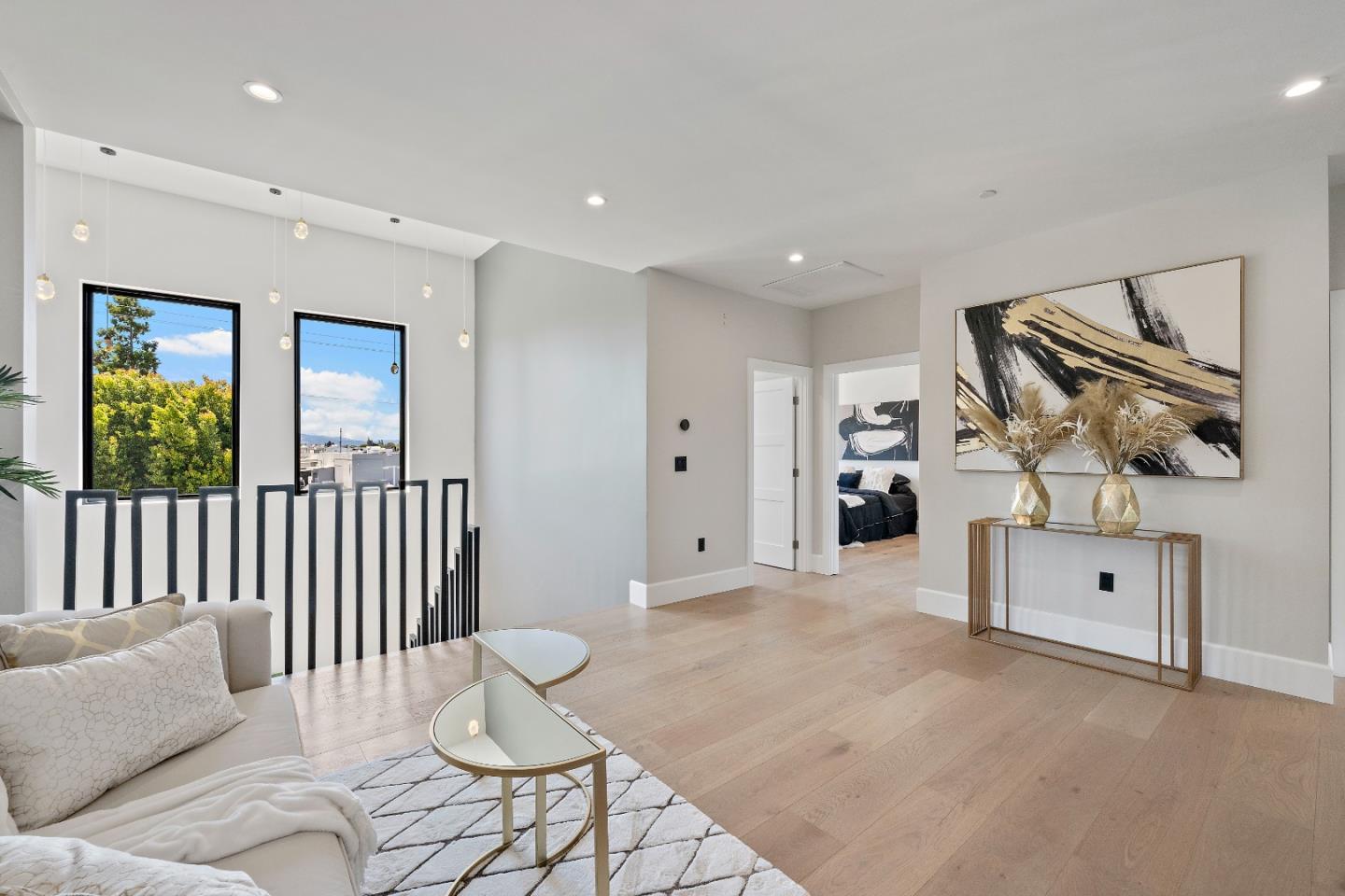 Detail Gallery Image 14 of 44 For 326 S Henry Ave, San Jose,  CA 95117 - 5 Beds | 5/1 Baths