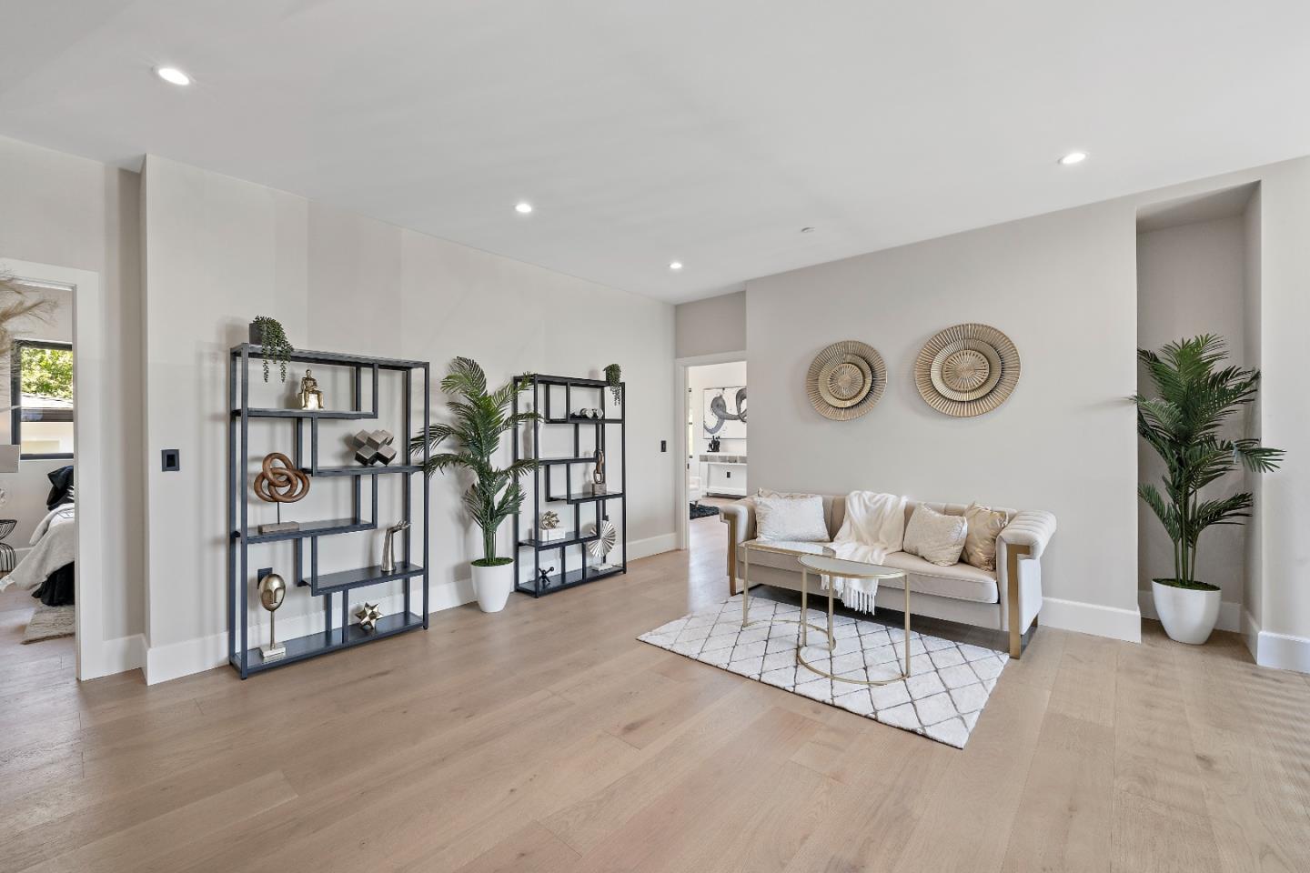 Detail Gallery Image 15 of 44 For 326 S Henry Ave, San Jose,  CA 95117 - 5 Beds | 5/1 Baths