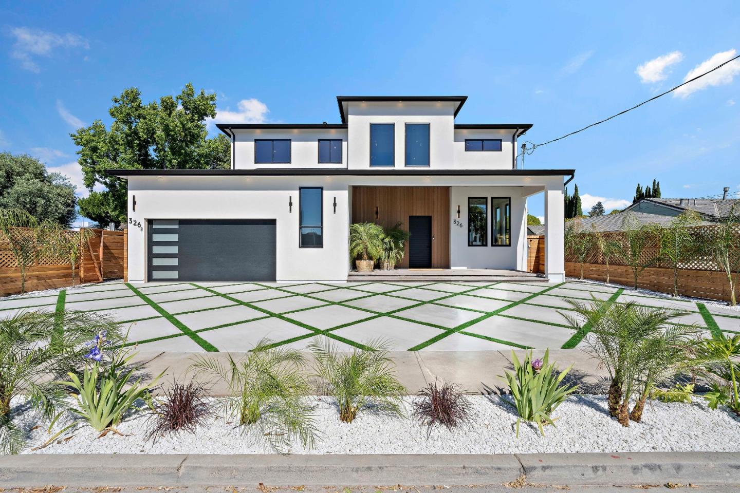 Detail Gallery Image 2 of 44 For 326 S Henry Ave, San Jose,  CA 95117 - 5 Beds | 5/1 Baths