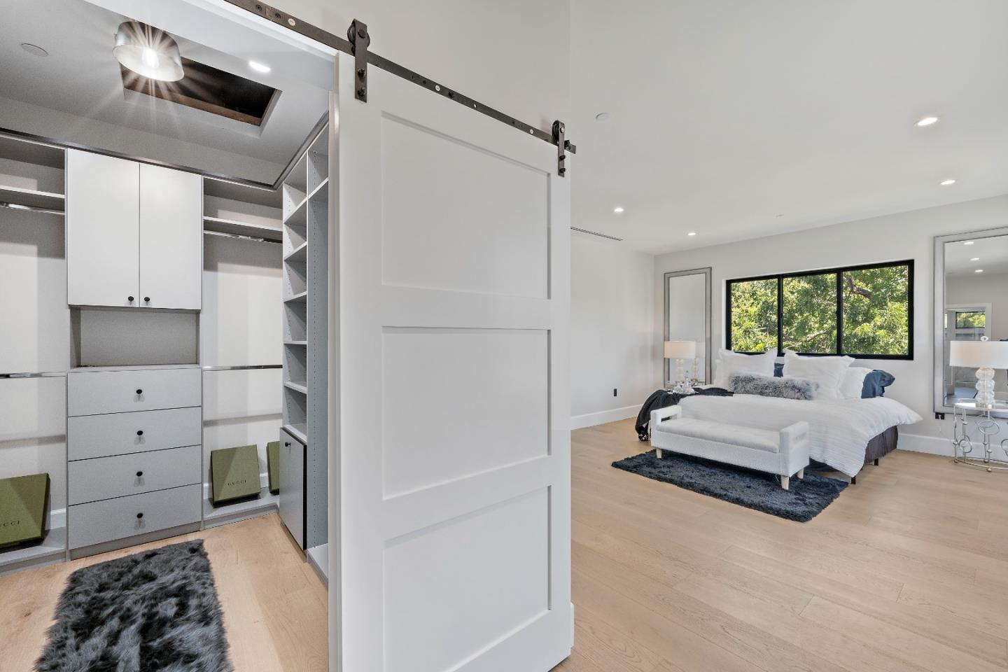 Detail Gallery Image 20 of 44 For 326 S Henry Ave, San Jose,  CA 95117 - 5 Beds | 5/1 Baths