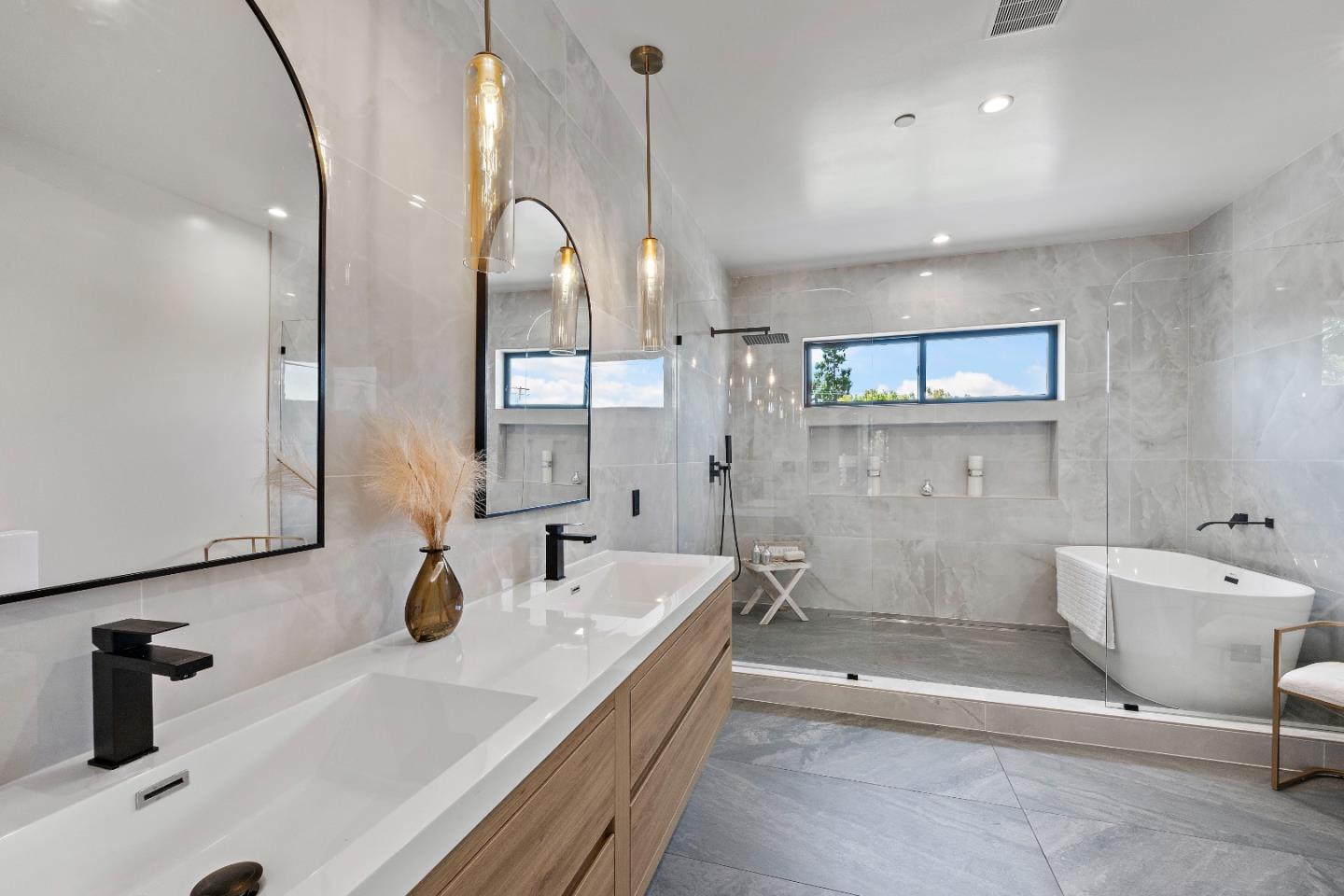Detail Gallery Image 21 of 44 For 326 S Henry Ave, San Jose,  CA 95117 - 5 Beds | 5/1 Baths