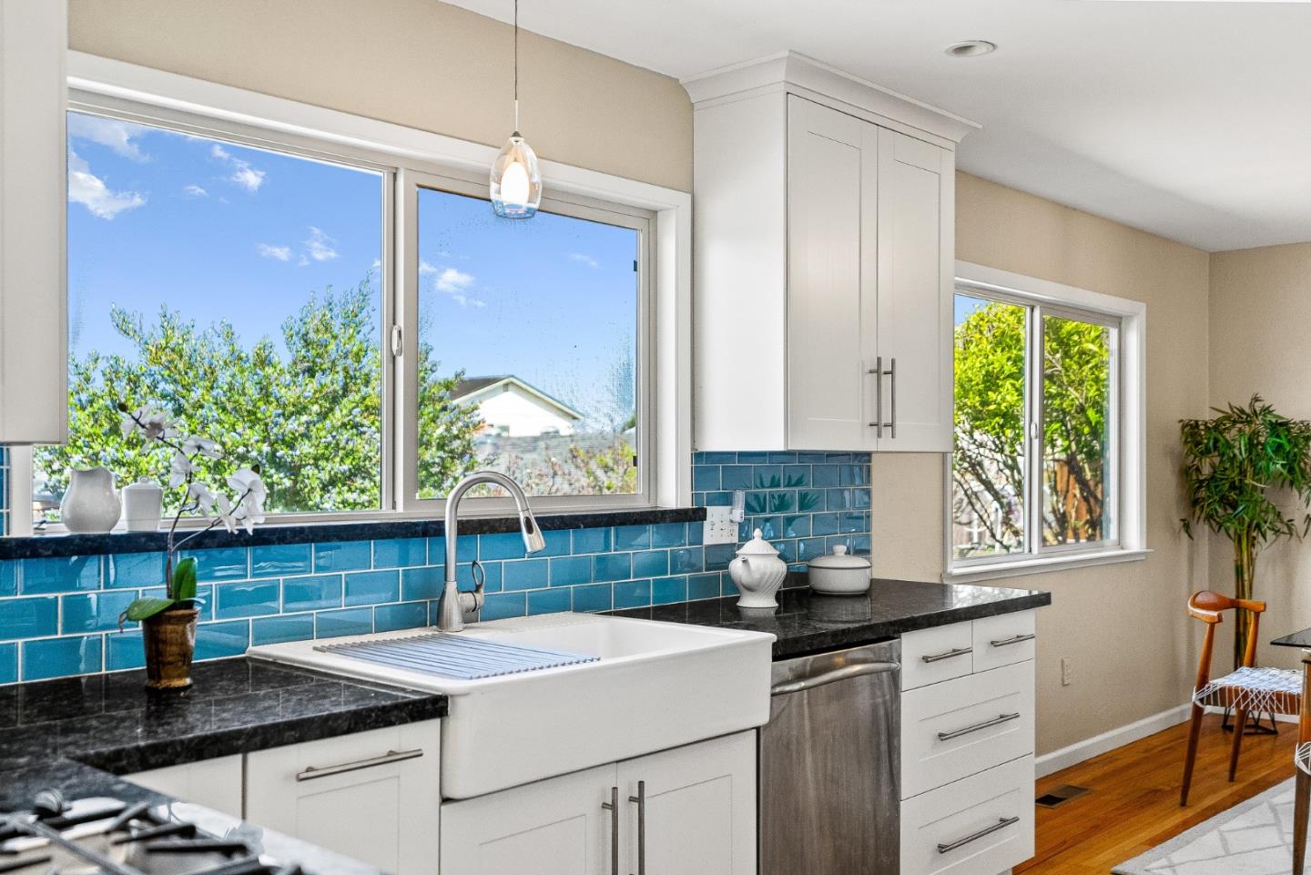 Detail Gallery Image 10 of 41 For 475 Larson Ct, Marina,  CA 93933 - 3 Beds | 2 Baths