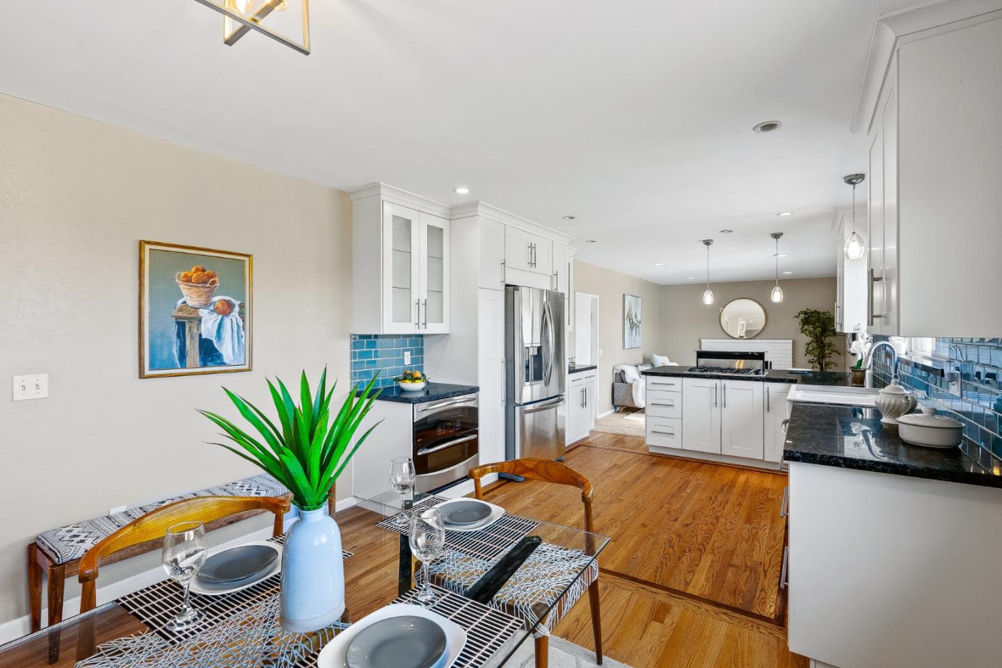 Detail Gallery Image 14 of 41 For 475 Larson Ct, Marina,  CA 93933 - 3 Beds | 2 Baths