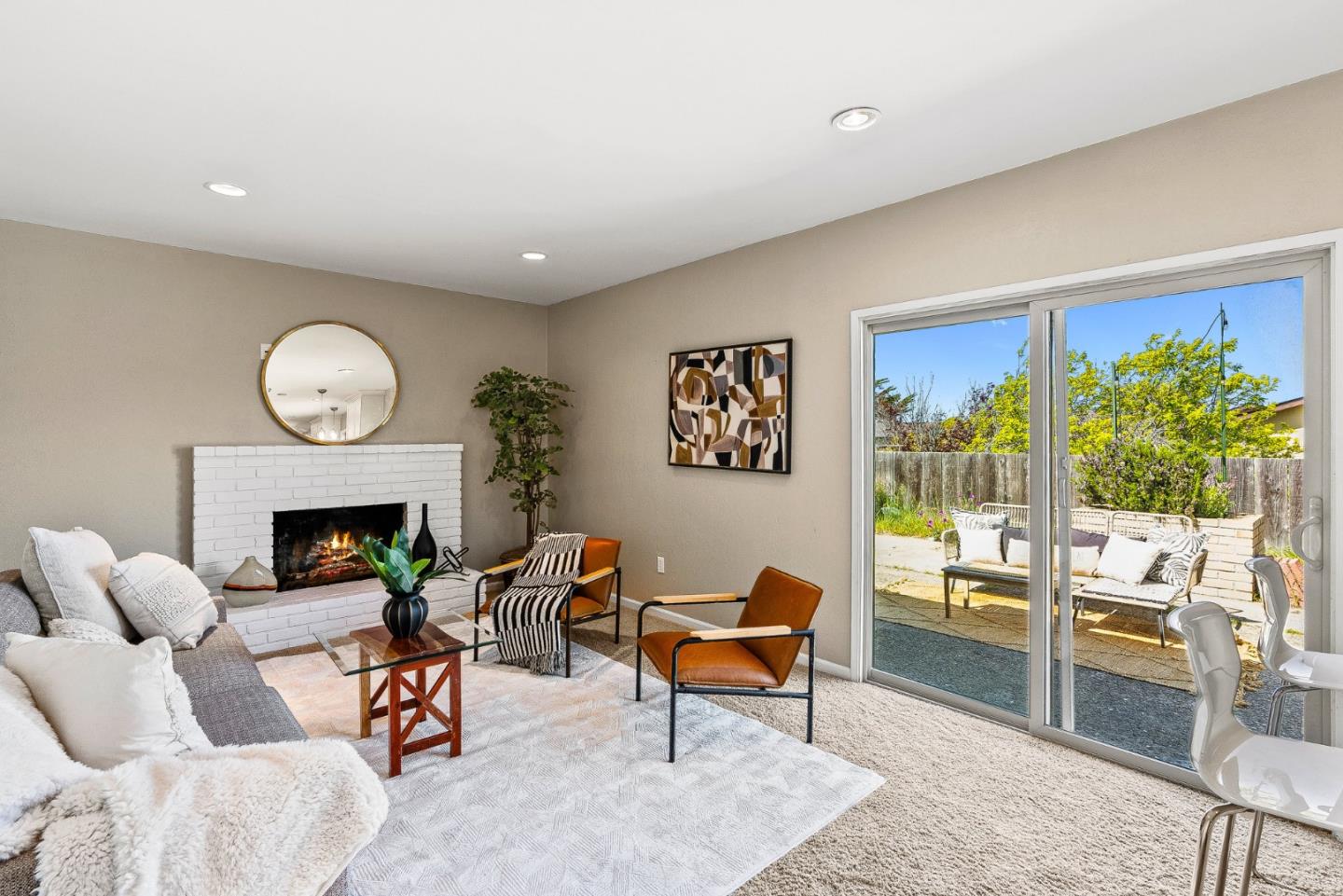 Detail Gallery Image 17 of 41 For 475 Larson Ct, Marina,  CA 93933 - 3 Beds | 2 Baths