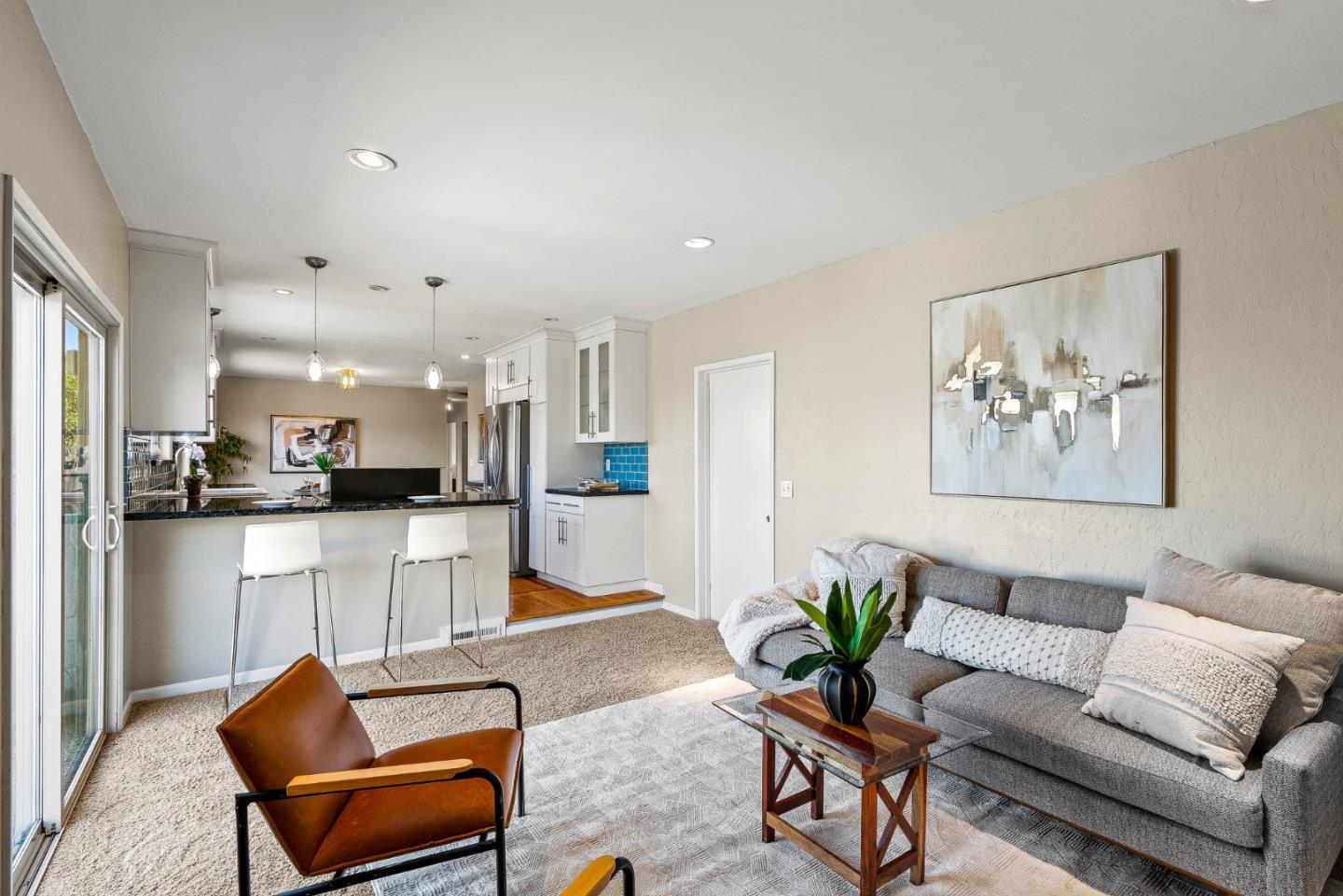 Detail Gallery Image 18 of 41 For 475 Larson Ct, Marina,  CA 93933 - 3 Beds | 2 Baths