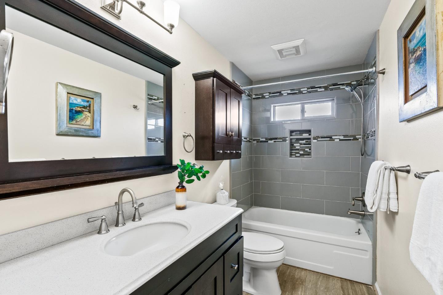 Detail Gallery Image 21 of 41 For 475 Larson Ct, Marina,  CA 93933 - 3 Beds | 2 Baths