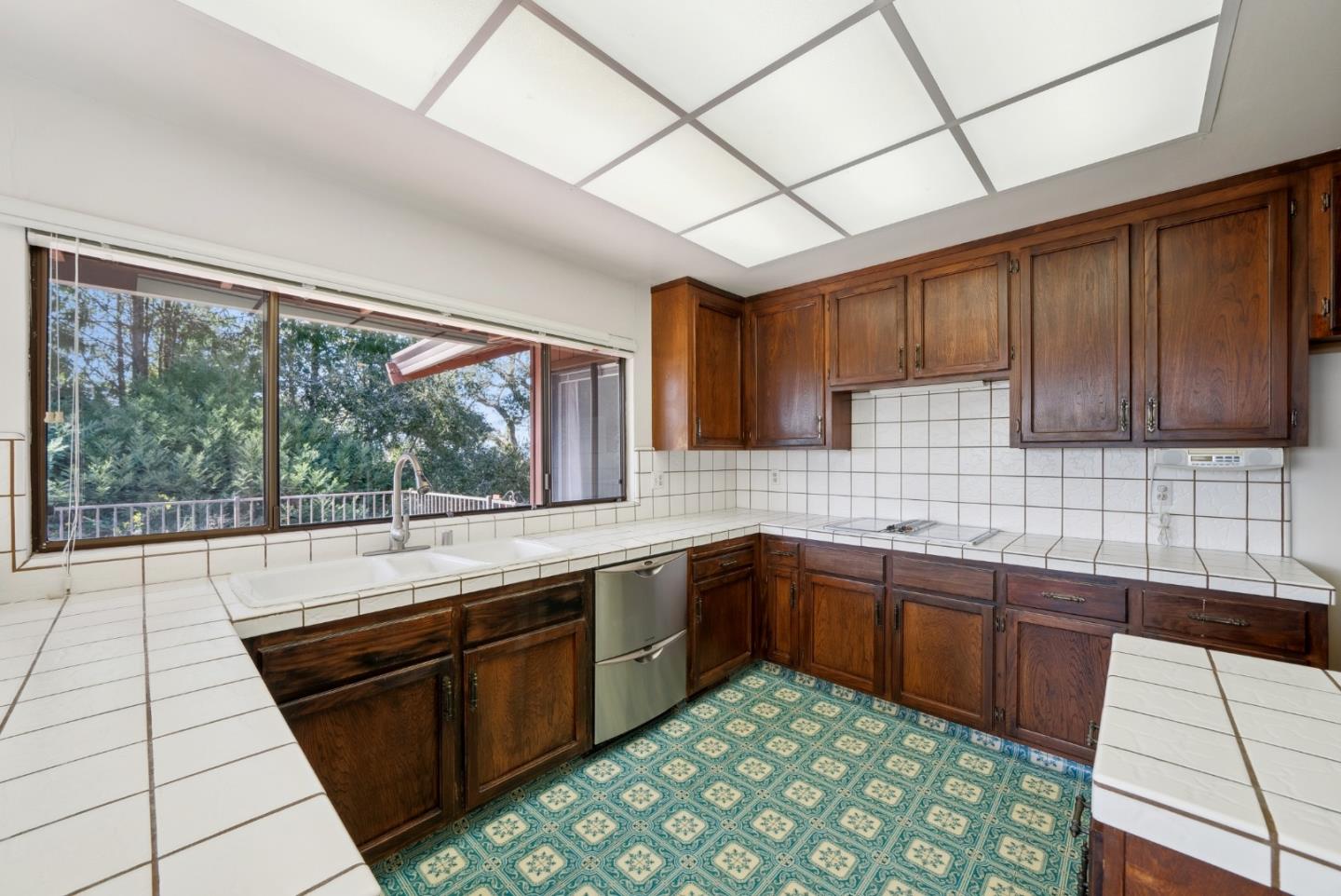 Detail Gallery Image 27 of 56 For 22324 Riva Ridge Rd, Los Gatos,  CA 95033 - 3 Beds | 3 Baths