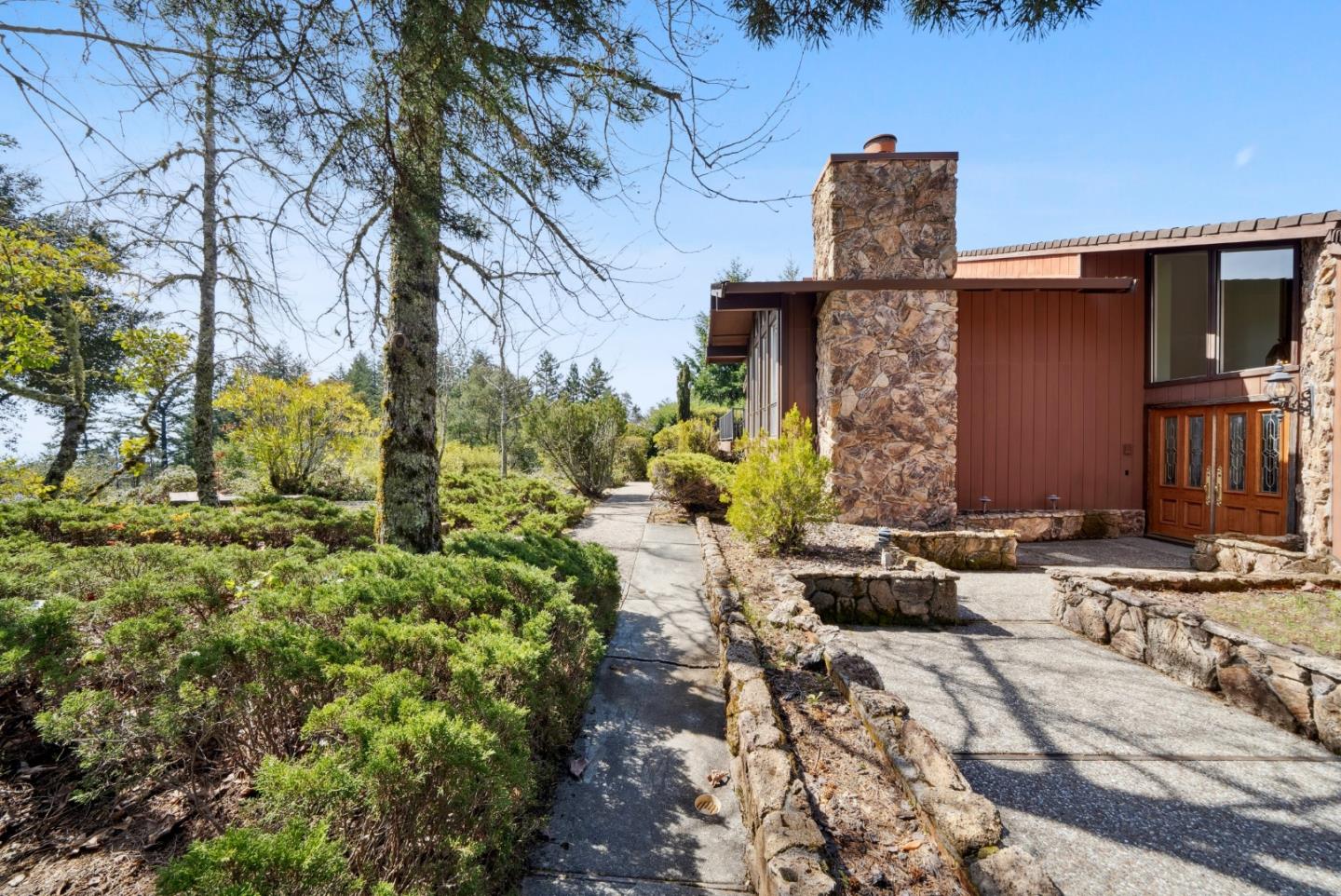 Detail Gallery Image 3 of 56 For 22324 Riva Ridge Rd, Los Gatos,  CA 95033 - 3 Beds | 3 Baths