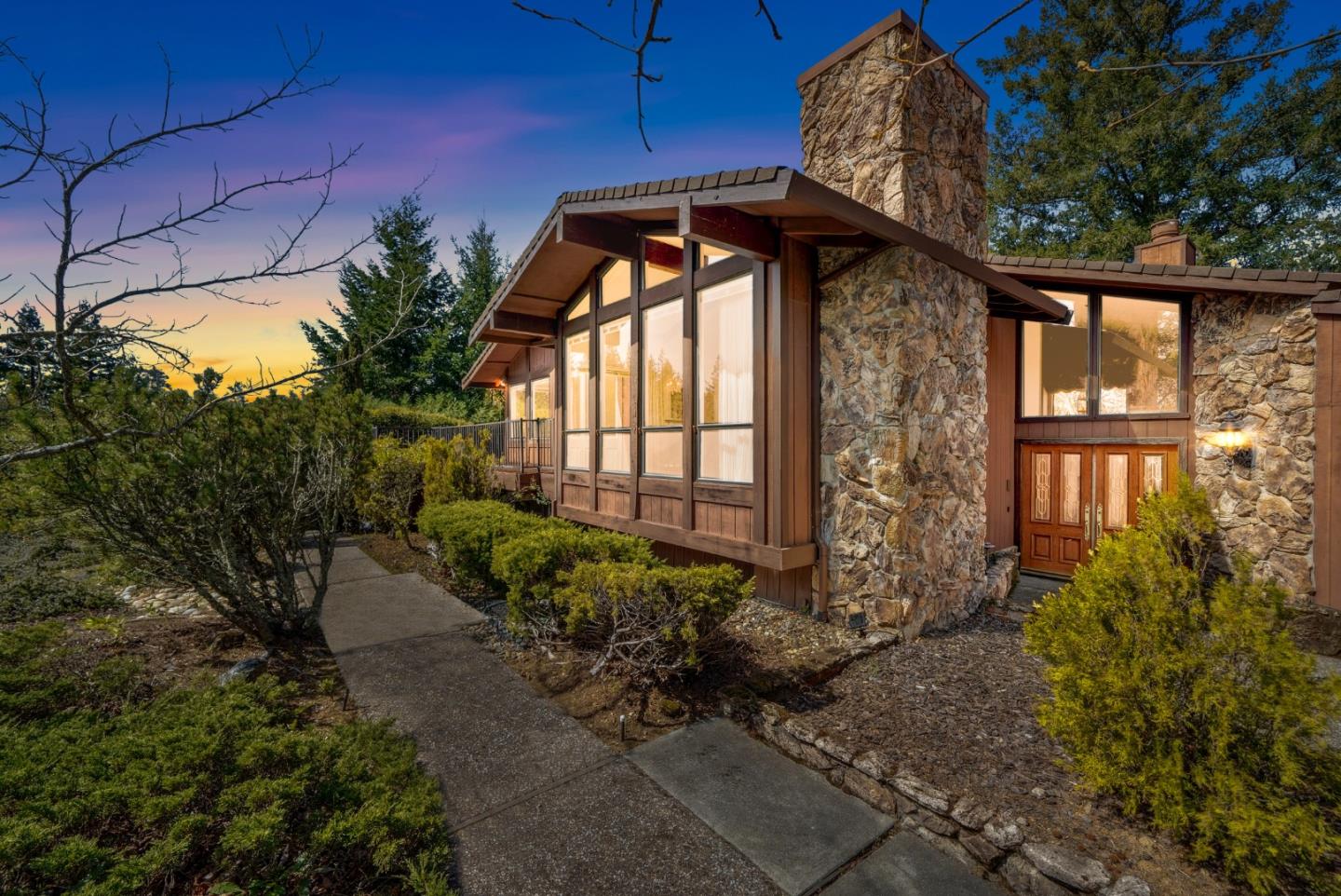Detail Gallery Image 6 of 56 For 22324 Riva Ridge Rd, Los Gatos,  CA 95033 - 3 Beds | 3 Baths