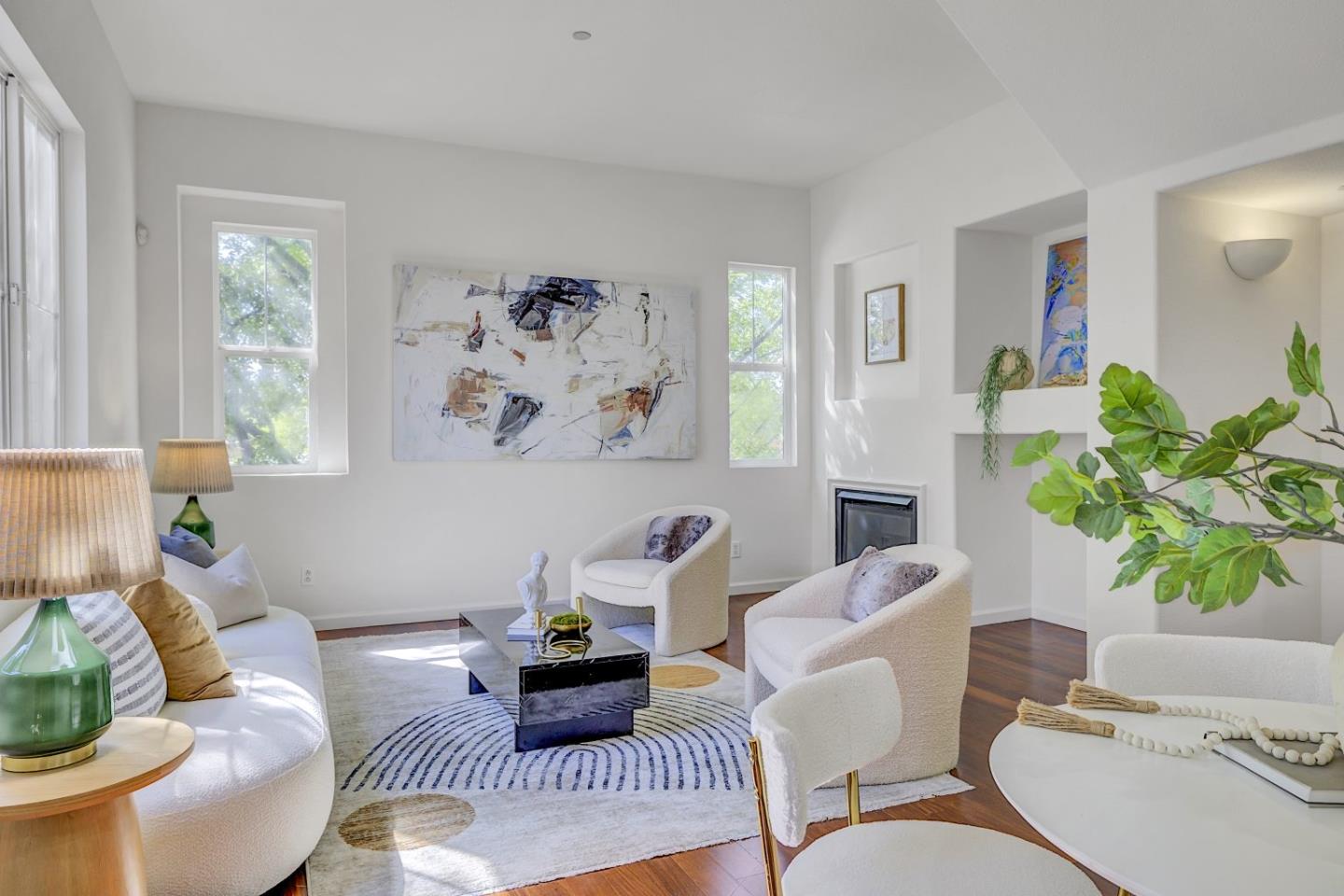 Detail Gallery Image 3 of 32 For 892 Towne Dr, Milpitas,  CA 95035 - 2 Beds | 2/1 Baths