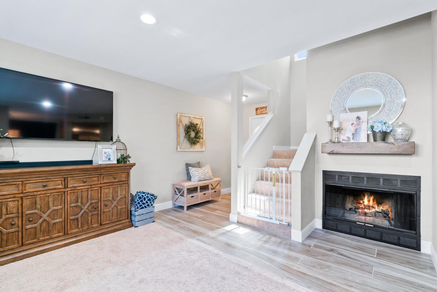 Detail Gallery Image 12 of 39 For 110 Brookshire Dr, Watsonville,  CA 95076 - 3 Beds | 2/1 Baths