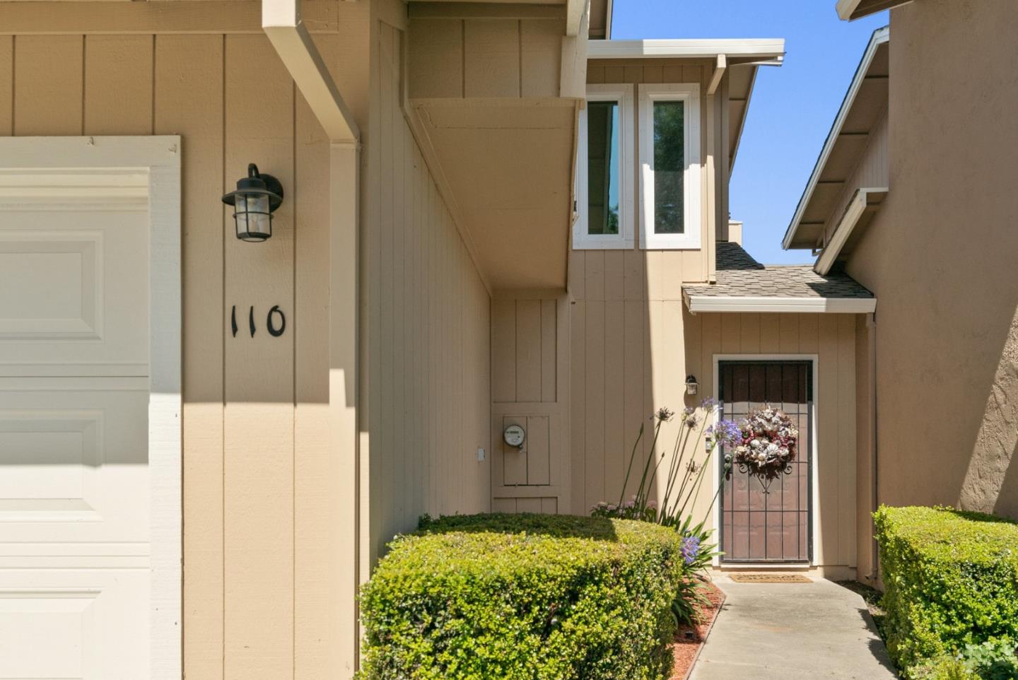 Detail Gallery Image 2 of 39 For 110 Brookshire Dr, Watsonville,  CA 95076 - 3 Beds | 2/1 Baths