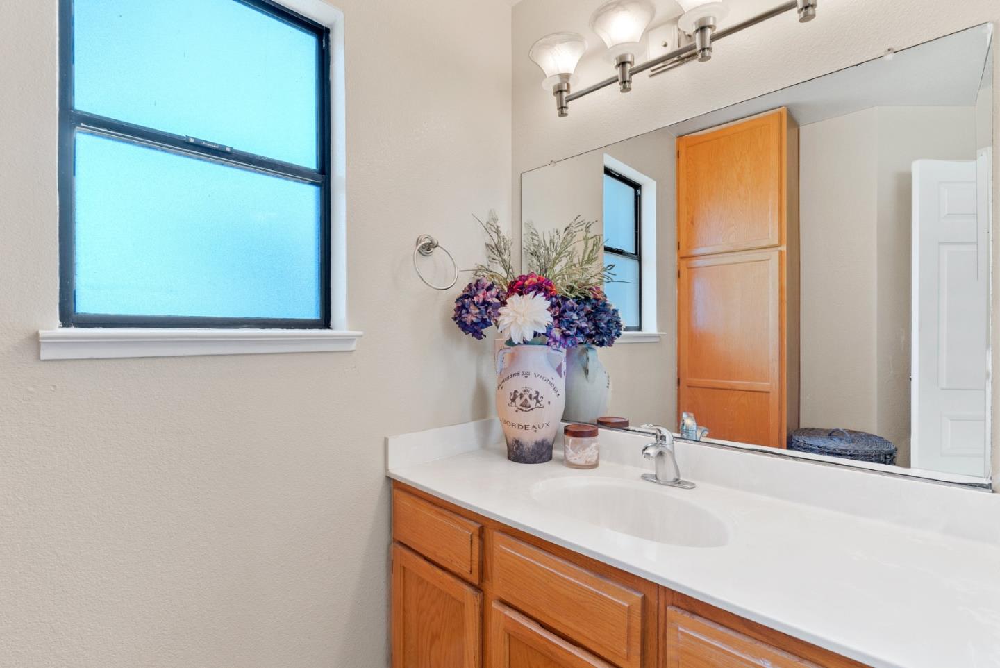 Detail Gallery Image 27 of 39 For 110 Brookshire Dr, Watsonville,  CA 95076 - 3 Beds | 2/1 Baths