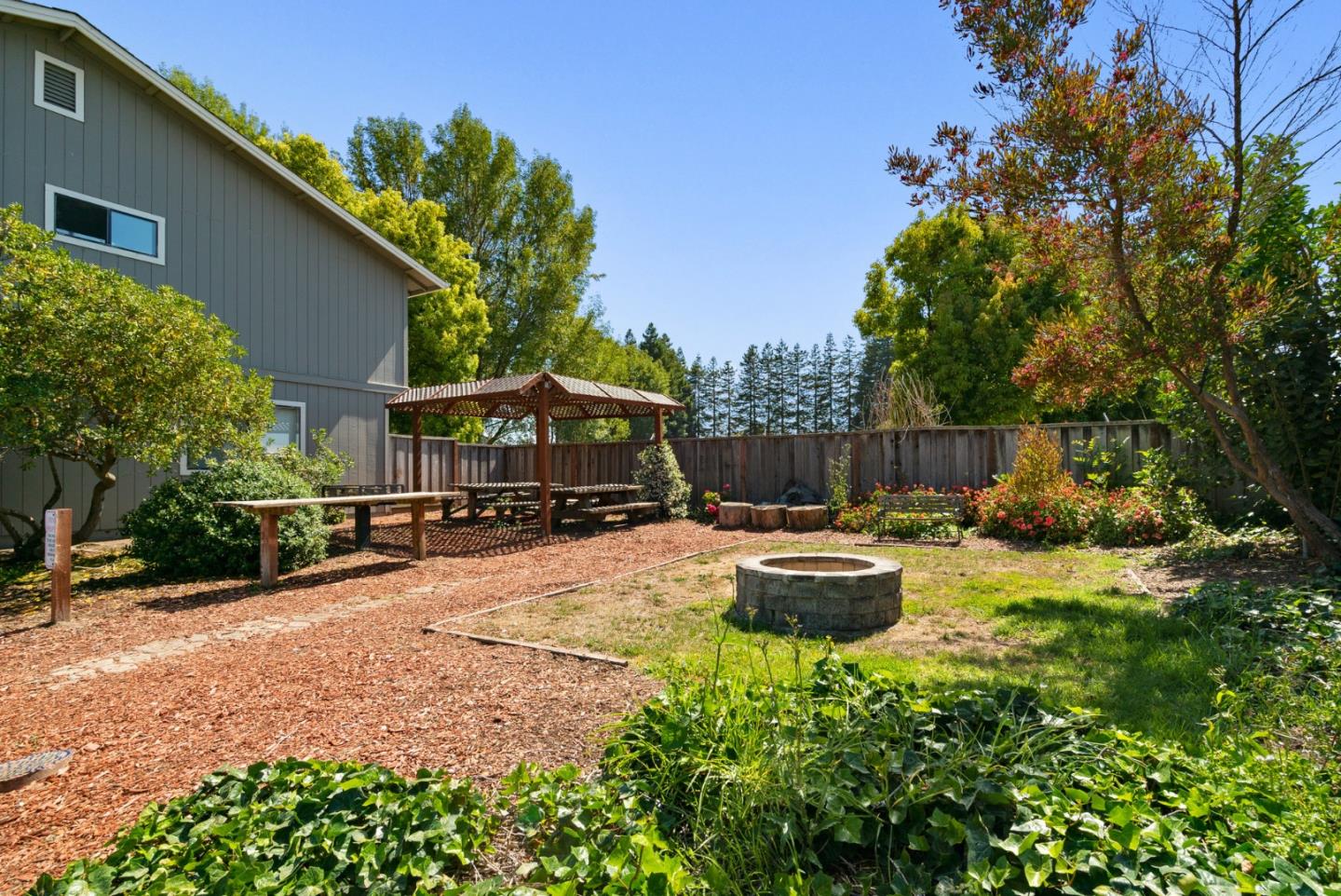 Detail Gallery Image 36 of 39 For 110 Brookshire Dr, Watsonville,  CA 95076 - 3 Beds | 2/1 Baths