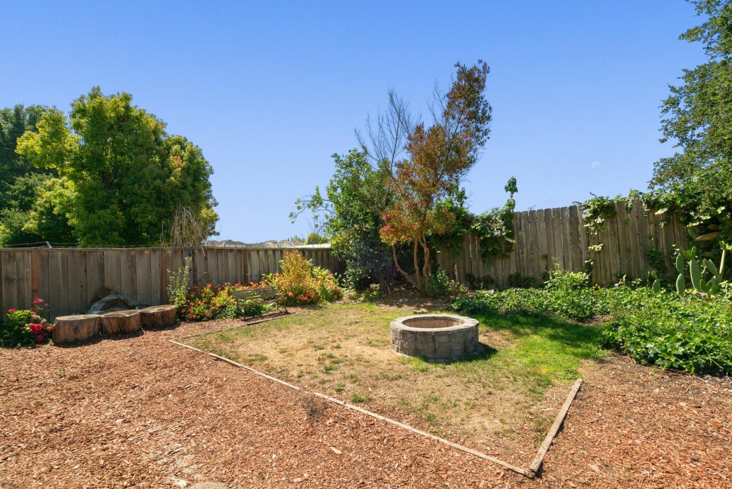 Detail Gallery Image 37 of 39 For 110 Brookshire Dr, Watsonville,  CA 95076 - 3 Beds | 2/1 Baths