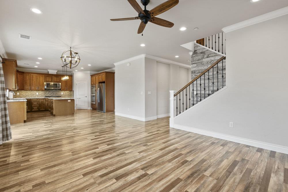 Detail Gallery Image 13 of 57 For 1390 Marilyn Ct, Hollister,  CA 95023 - 4 Beds | 3 Baths