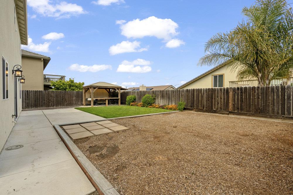 Detail Gallery Image 49 of 57 For 1390 Marilyn Ct, Hollister,  CA 95023 - 4 Beds | 3 Baths