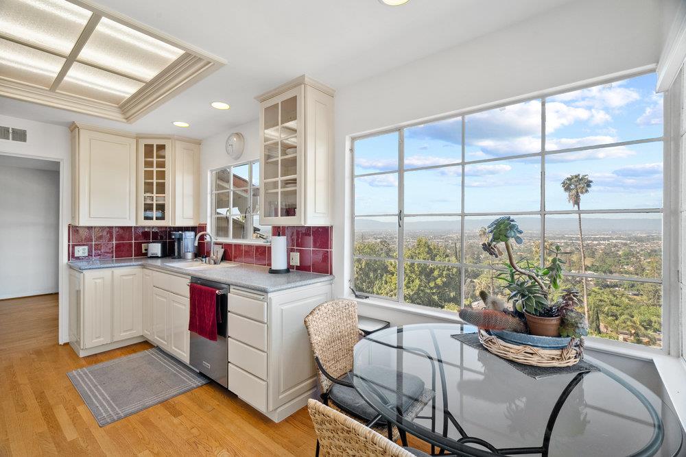 Detail Gallery Image 11 of 53 For 15711 Highland Dr, San Jose,  CA 95127 - 4 Beds | 2 Baths