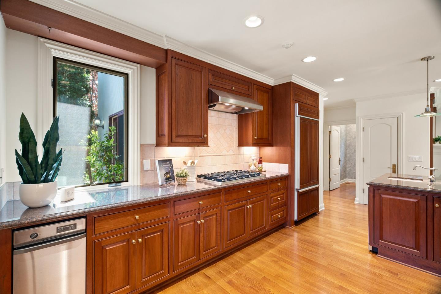 Detail Gallery Image 15 of 70 For 14471 Springer Ave, Saratoga,  CA 95070 - 4 Beds | 3/1 Baths