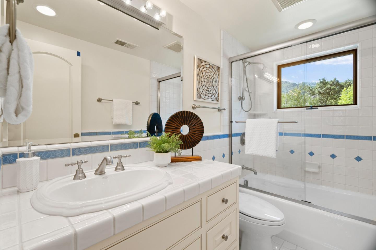 Detail Gallery Image 37 of 70 For 14471 Springer Ave, Saratoga,  CA 95070 - 4 Beds | 3/1 Baths