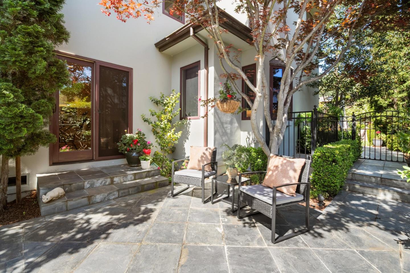 Detail Gallery Image 5 of 70 For 14471 Springer Ave, Saratoga,  CA 95070 - 4 Beds | 3/1 Baths