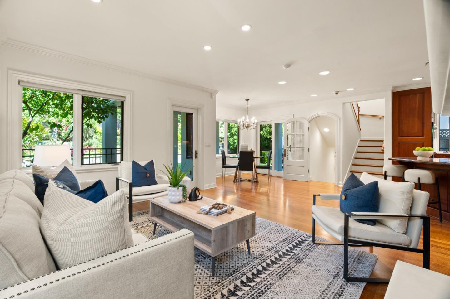 Detail Gallery Image 9 of 70 For 14471 Springer Ave, Saratoga,  CA 95070 - 4 Beds | 3/1 Baths