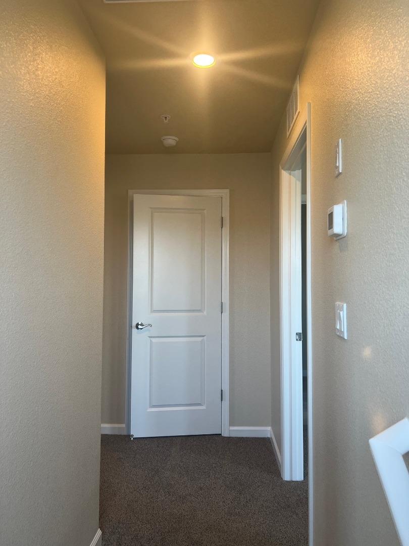 Detail Gallery Image 13 of 22 For 153 Brunia Pl, King City,  CA 93930 - 3 Beds | 2/1 Baths