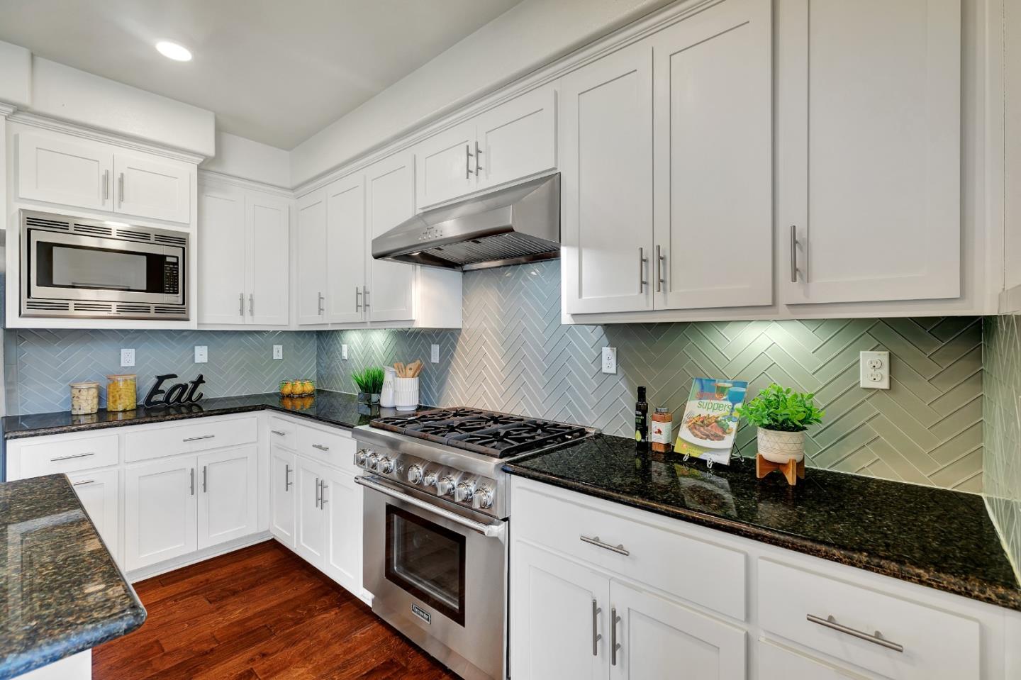 Detail Gallery Image 14 of 34 For 221 Baja Rose St, Milpitas,  CA 95035 - 3 Beds | 2 Baths