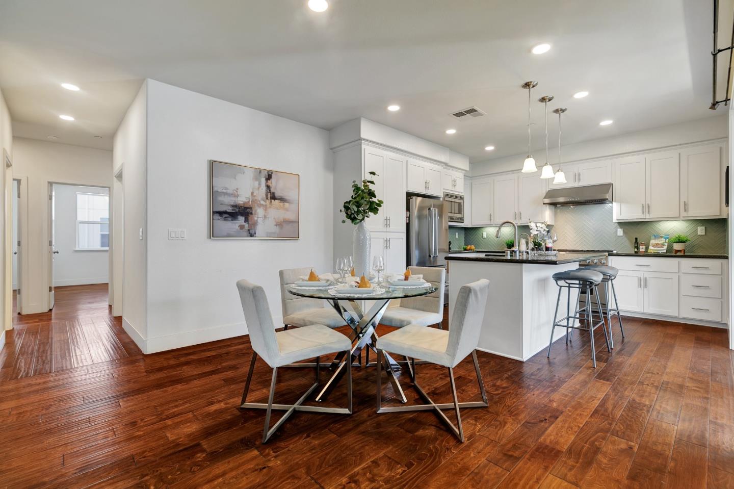 Detail Gallery Image 7 of 34 For 221 Baja Rose St, Milpitas,  CA 95035 - 3 Beds | 2 Baths