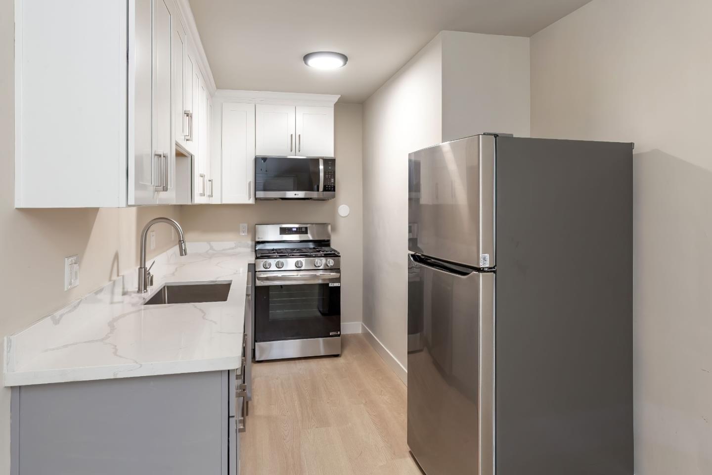 Detail Gallery Image 6 of 39 For 1868 Davis St, San Jose,  CA 95126 - – Beds | – Baths