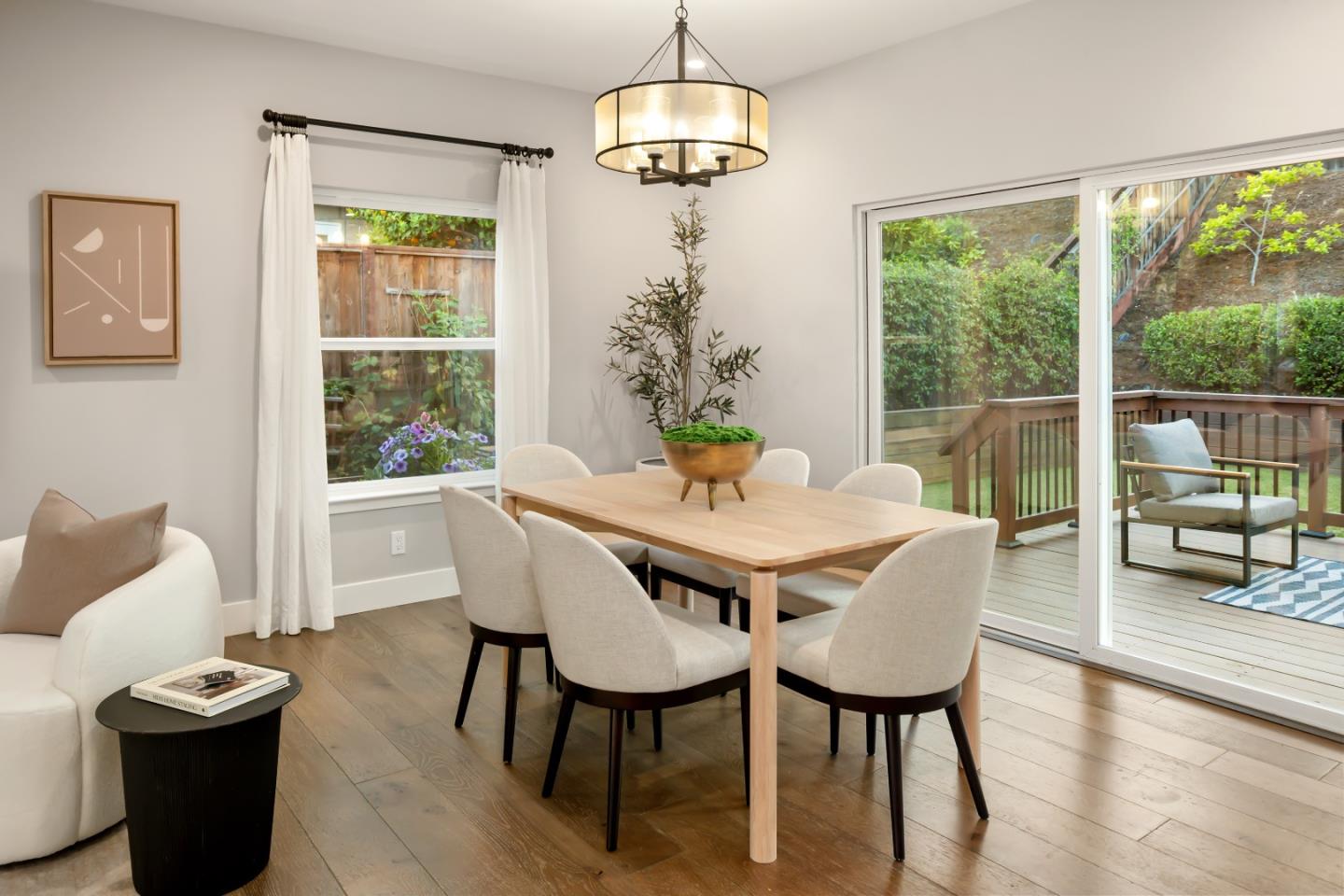 Detail Gallery Image 10 of 29 For 231 More Ave, Los Gatos,  CA 95032 - 4 Beds | 3/1 Baths