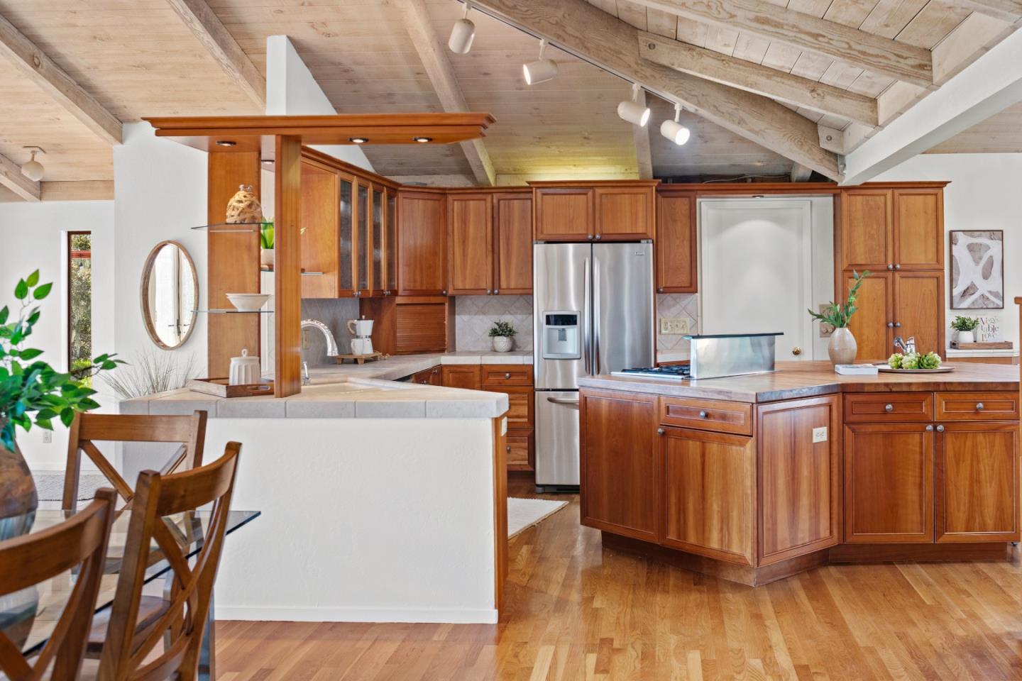 Detail Gallery Image 12 of 50 For 11605 Mccarthy Rd, Carmel Valley,  CA 93924 - 5 Beds | 3 Baths