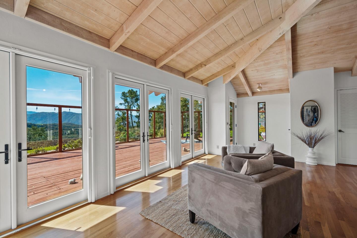 Detail Gallery Image 15 of 50 For 11605 Mccarthy Rd, Carmel Valley,  CA 93924 - 5 Beds | 3 Baths