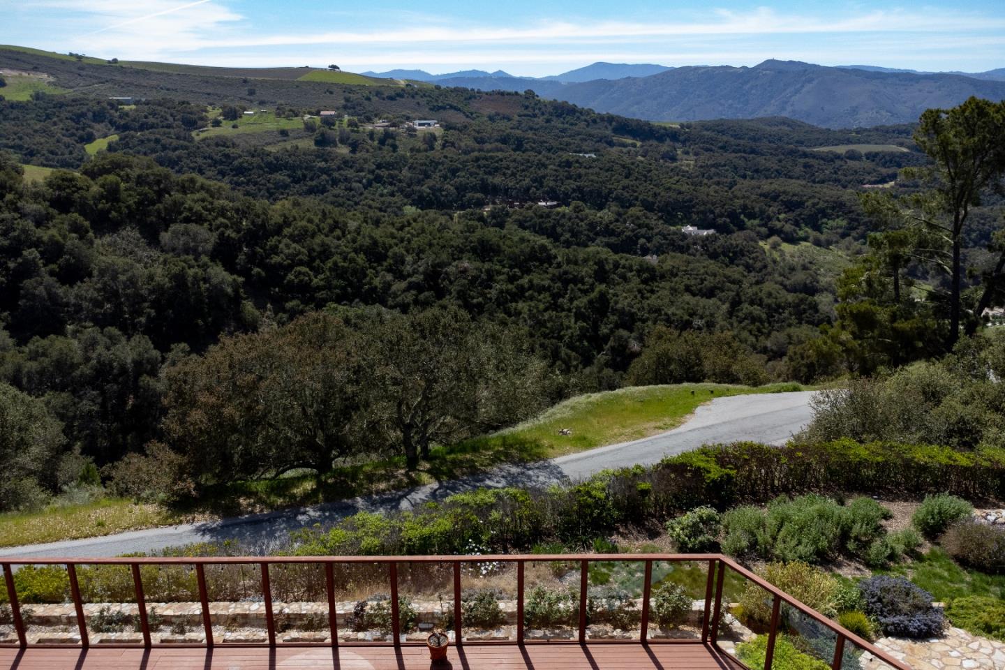 Detail Gallery Image 4 of 50 For 11605 Mccarthy Rd, Carmel Valley,  CA 93924 - 5 Beds | 3 Baths